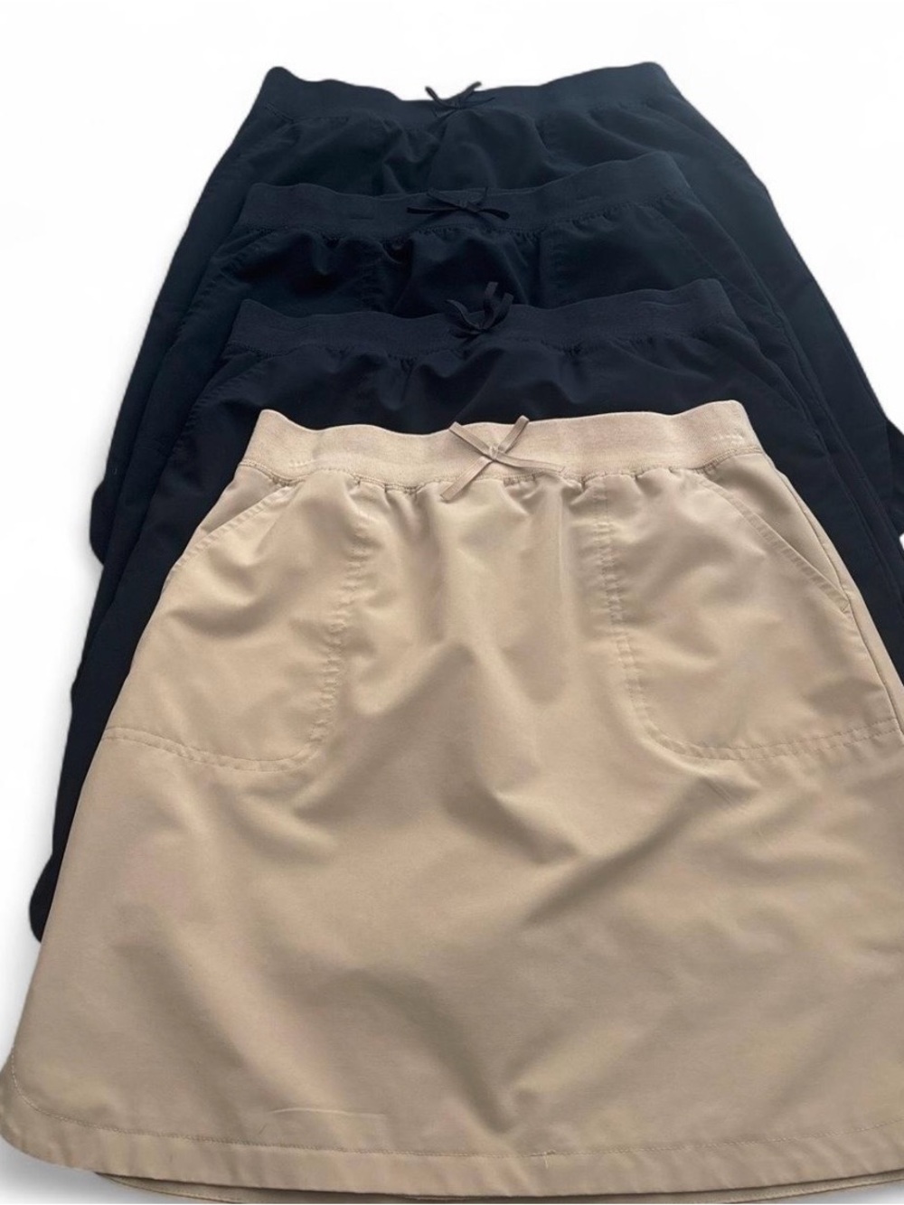 Izod navy blue and tan school skirts Size 16